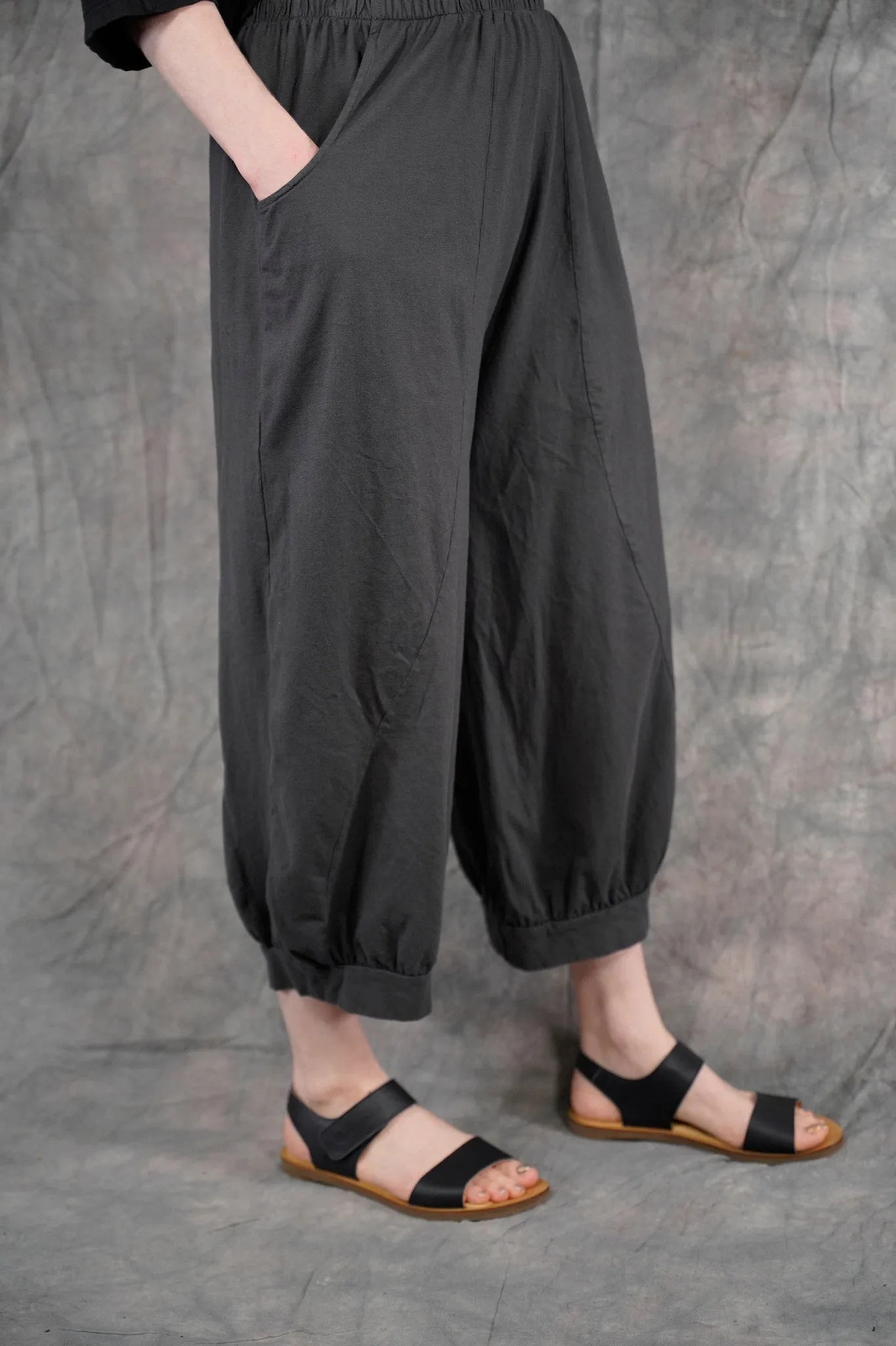 3326 Cropped Bloomers Faded Iron
