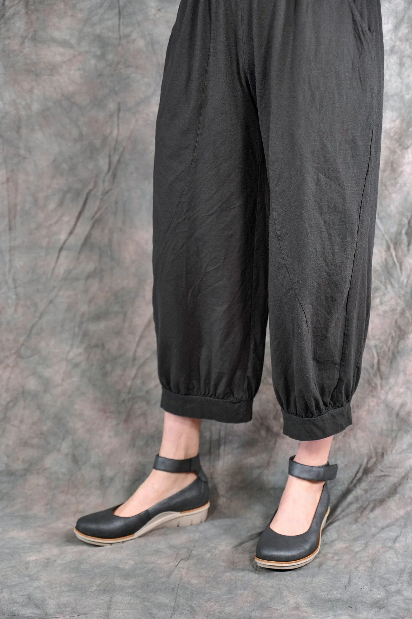 3326 Cropped Bloomers Faded Iron