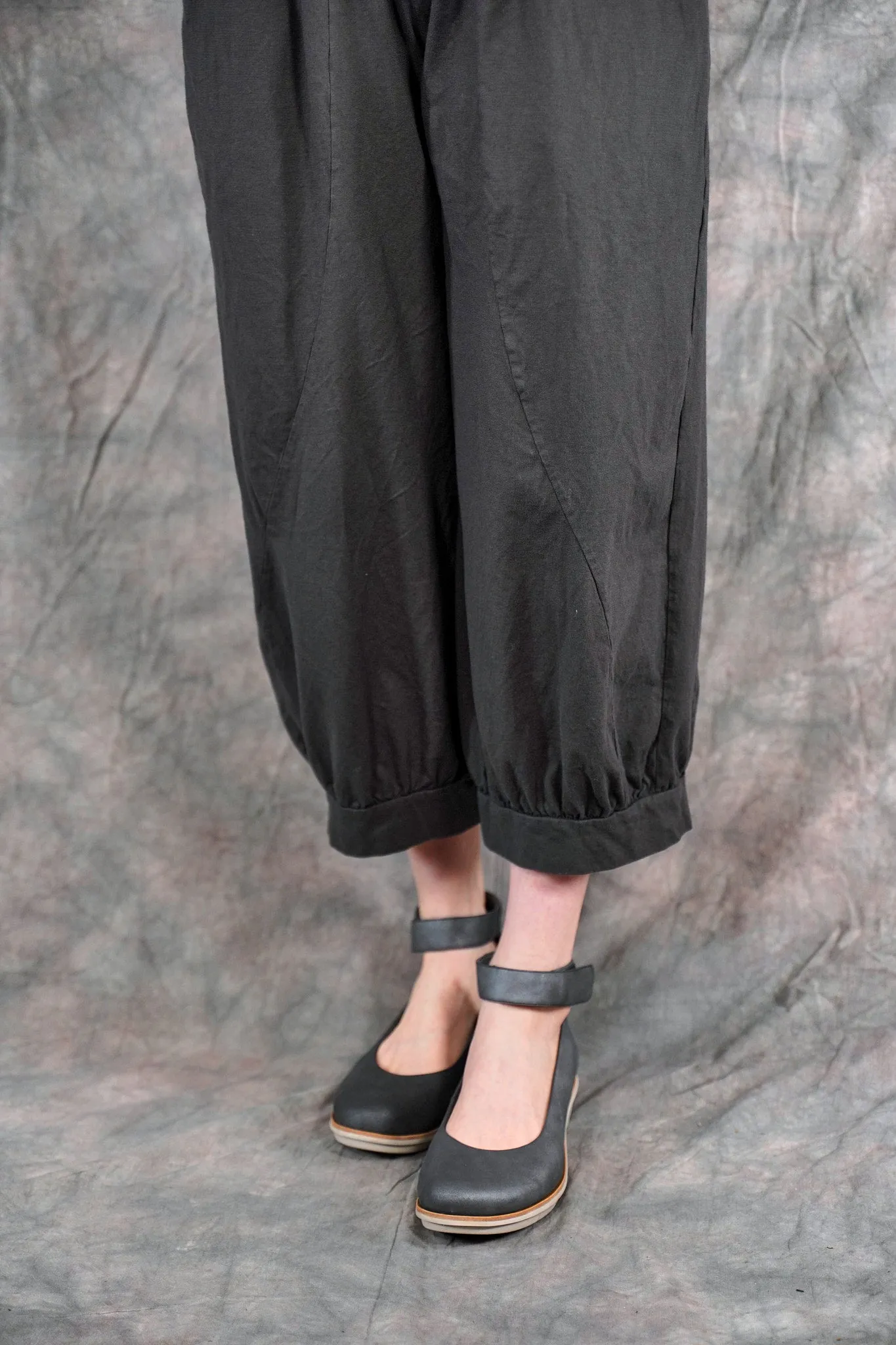 3326 Cropped Bloomers Faded Iron