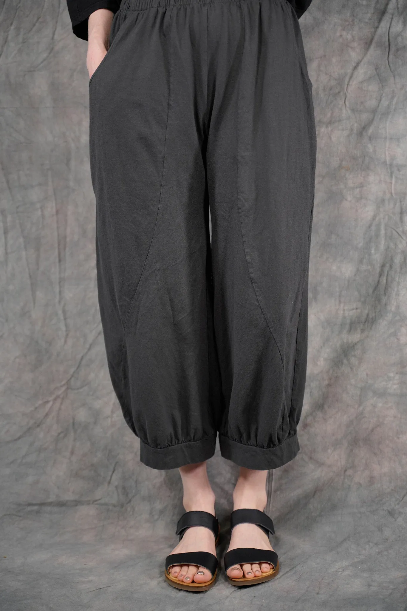 3326 Cropped Bloomers Faded Iron