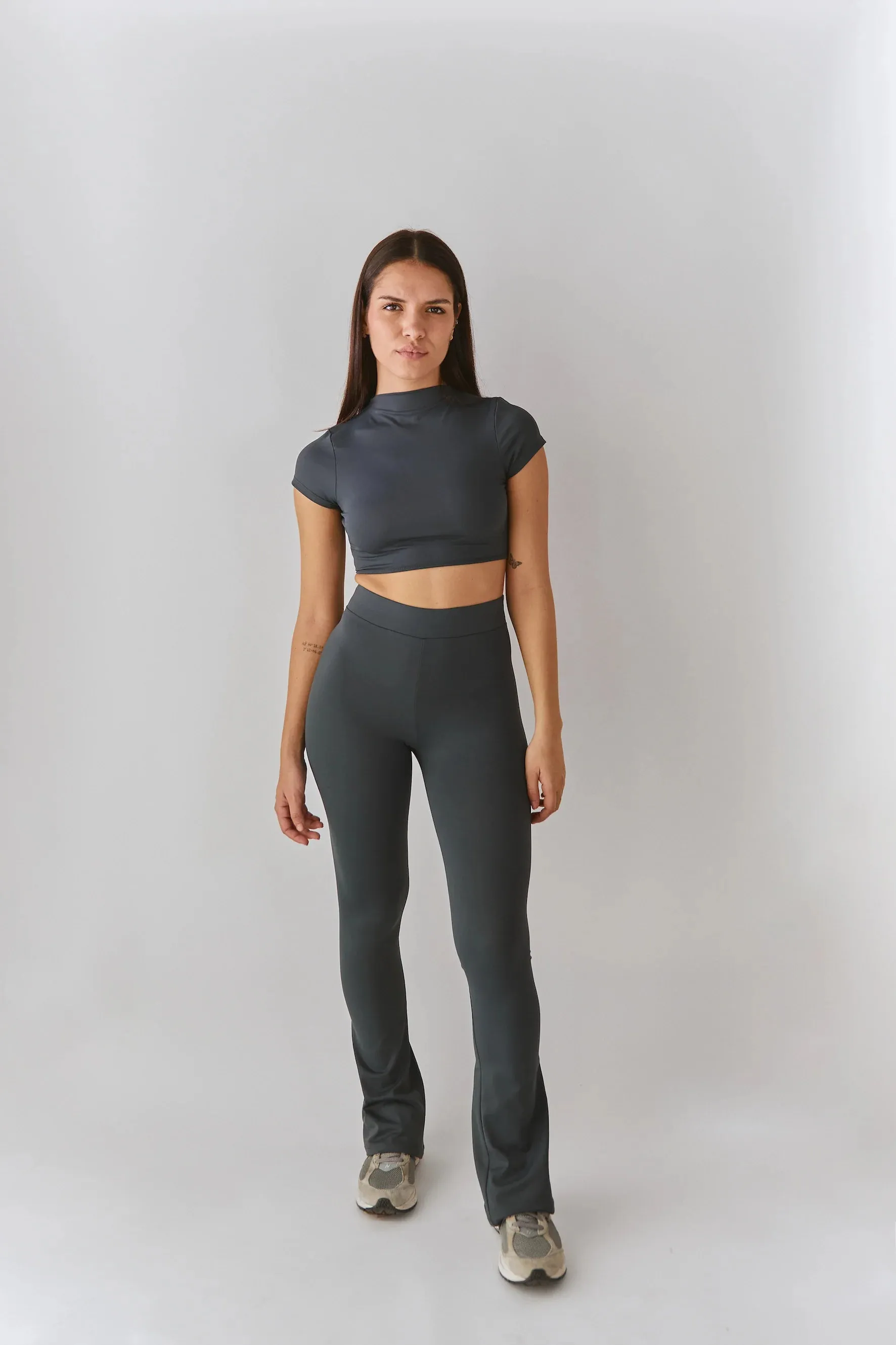 AGOSTO STUDIO 04 Fitted Legging
