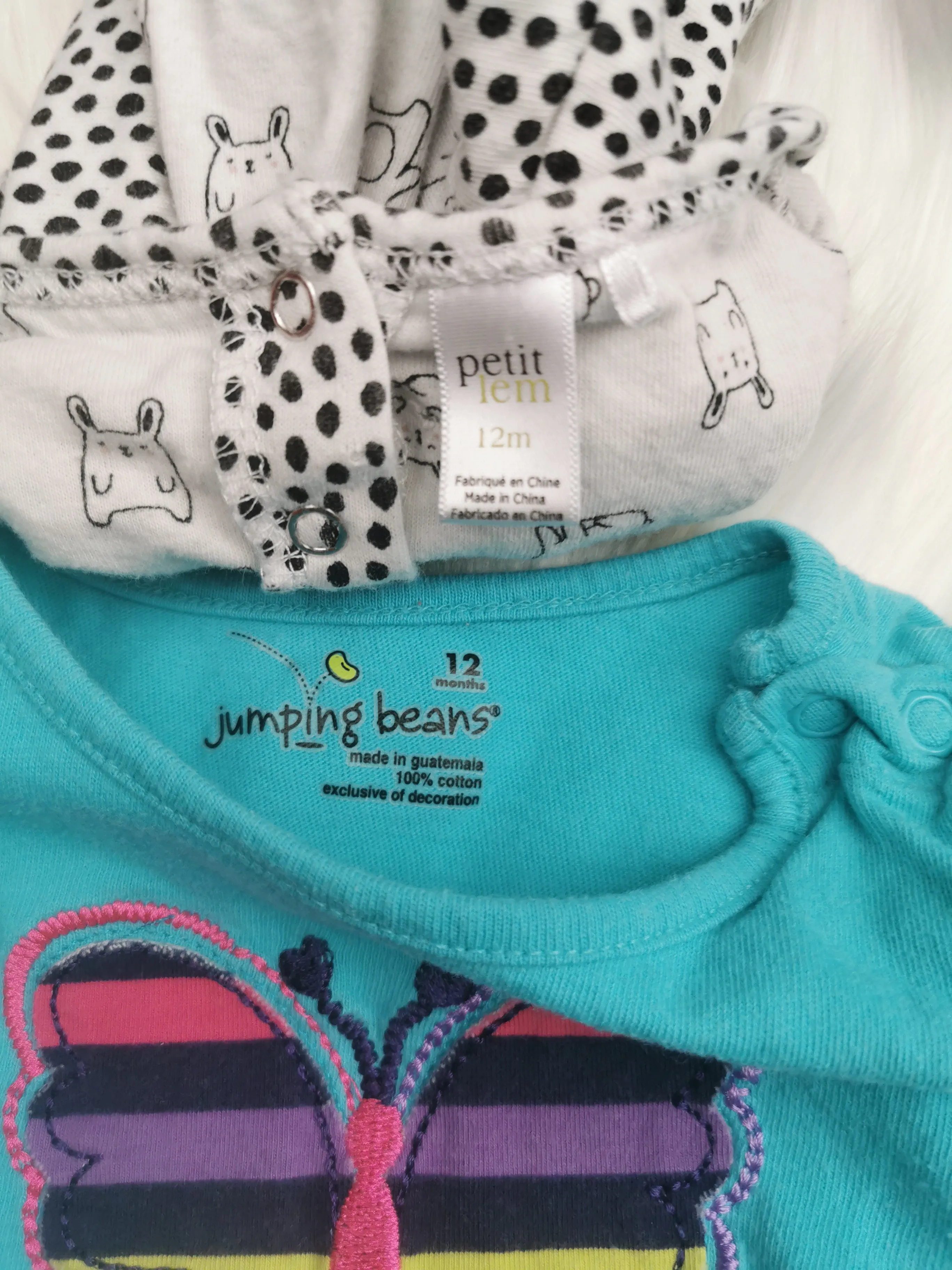 BABY GIRL SIZE 12 MONTHS - PETIT LEM / JUMPING BEANS, 2 Pack Longsleeve Graphic Tops EUC B24