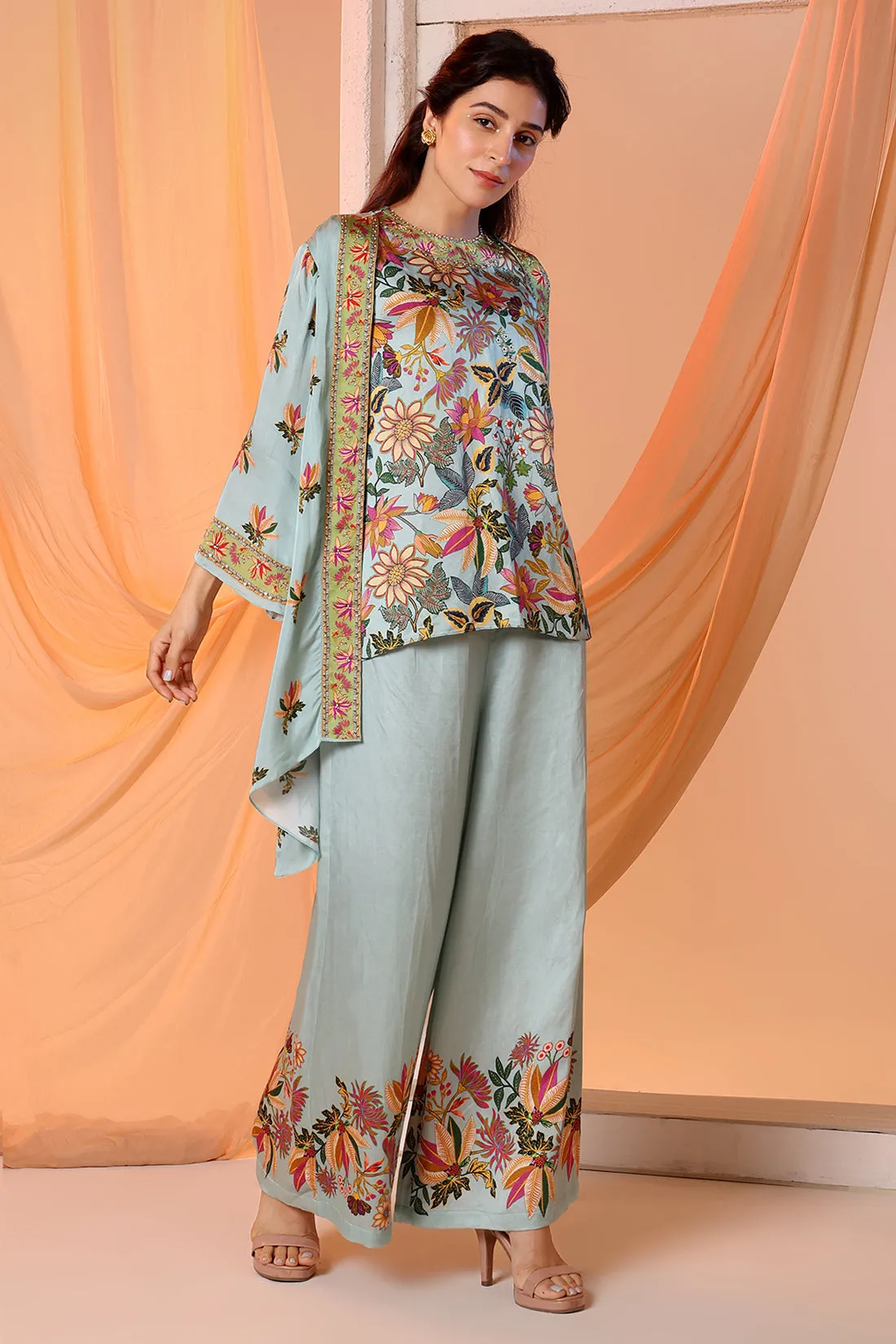 Blue arani embellished tunic and jacket set