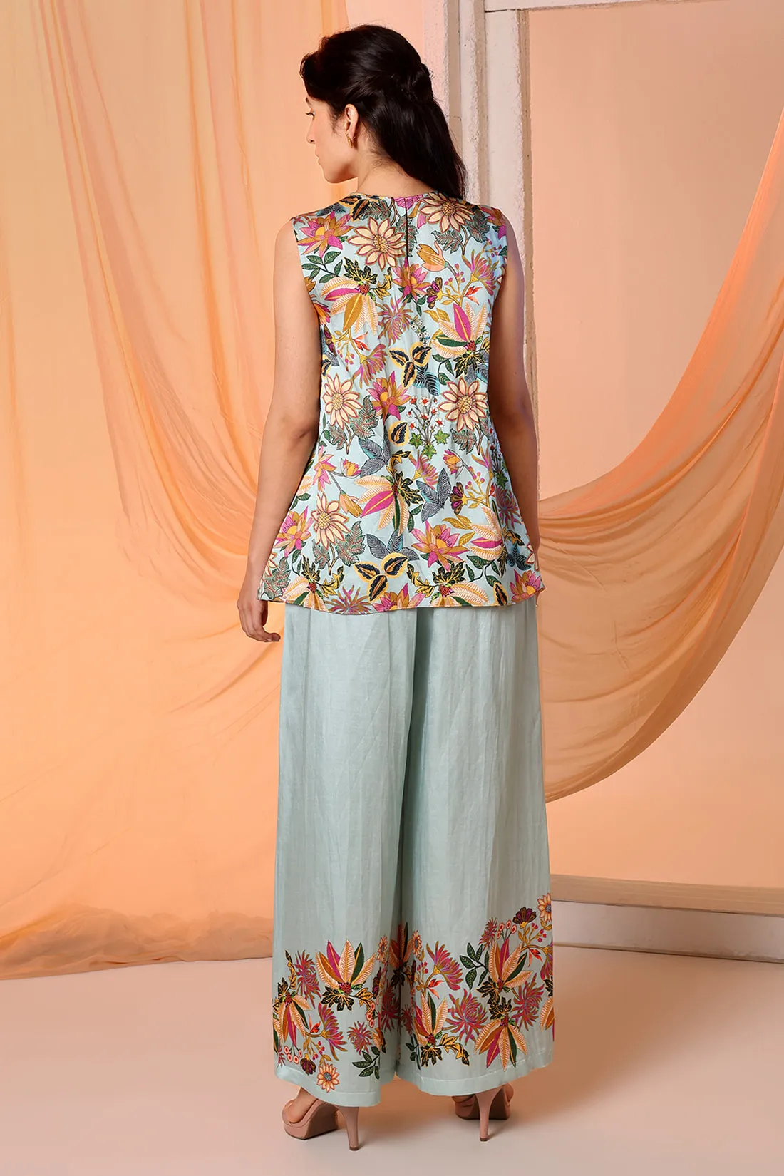 Blue arani embellished tunic and jacket set