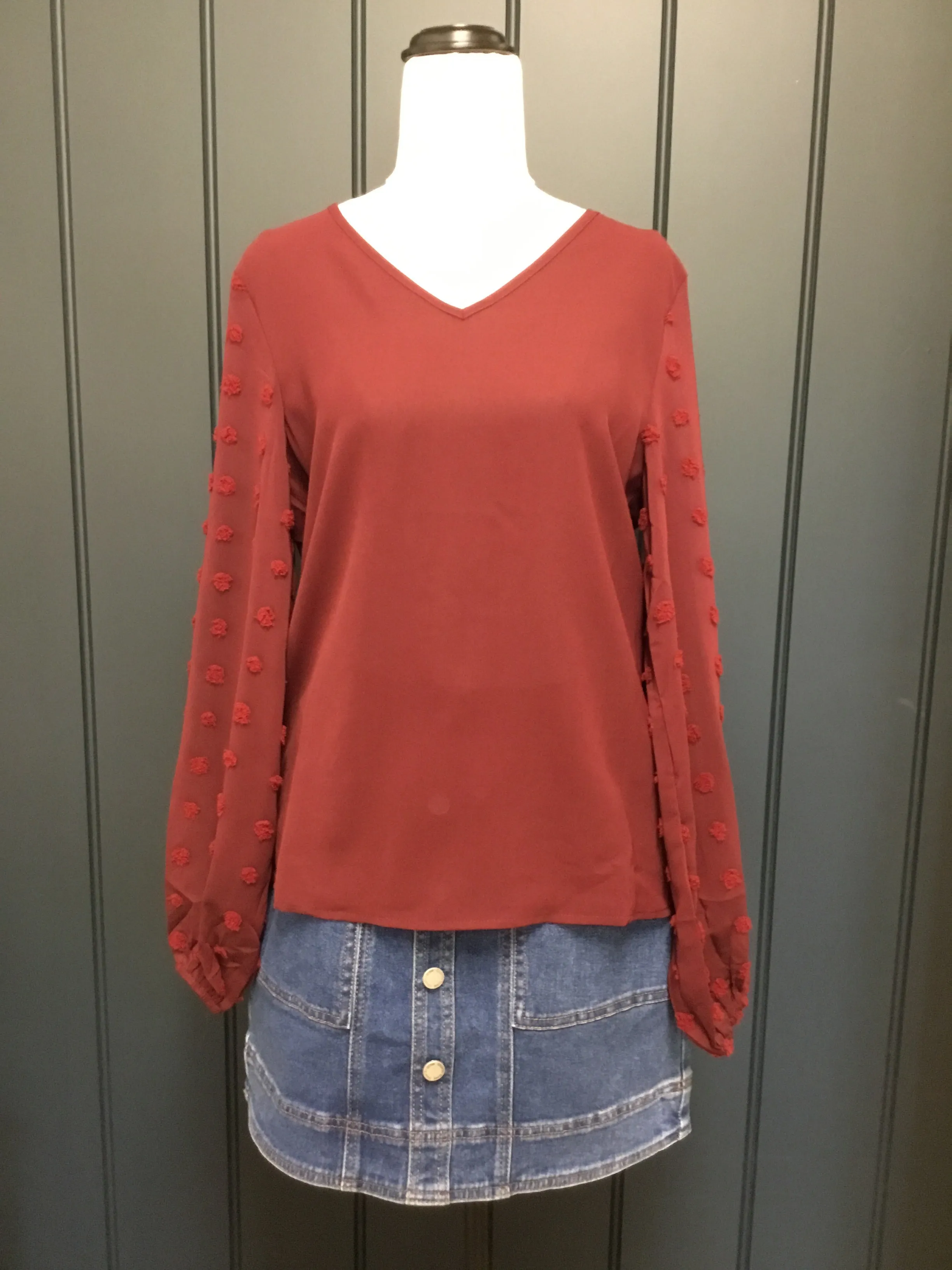 Burgundy Bobble Sleeve
