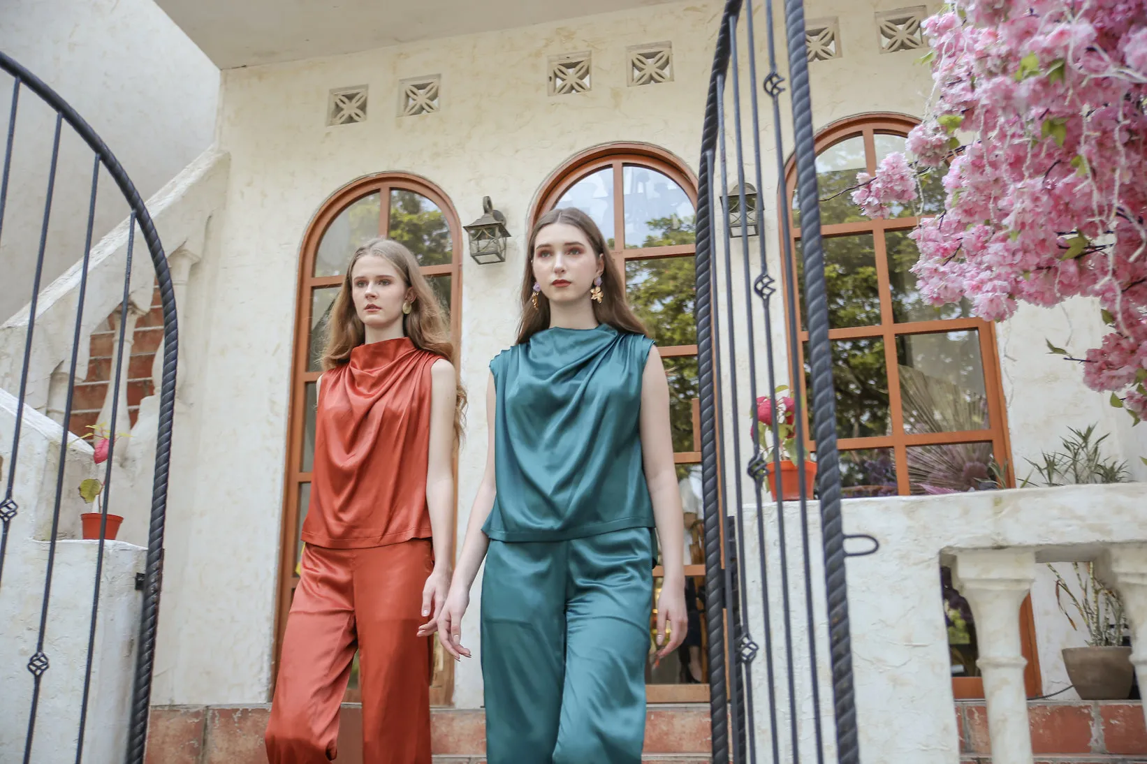 CECIL TOP IN EMERALD GREEN