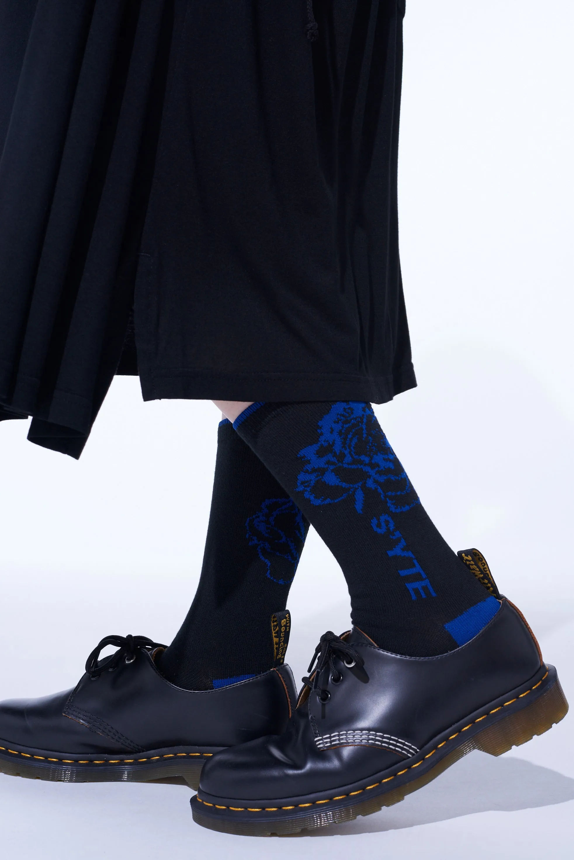 COTTON PLAIN STITCH FLORAL SOCKS