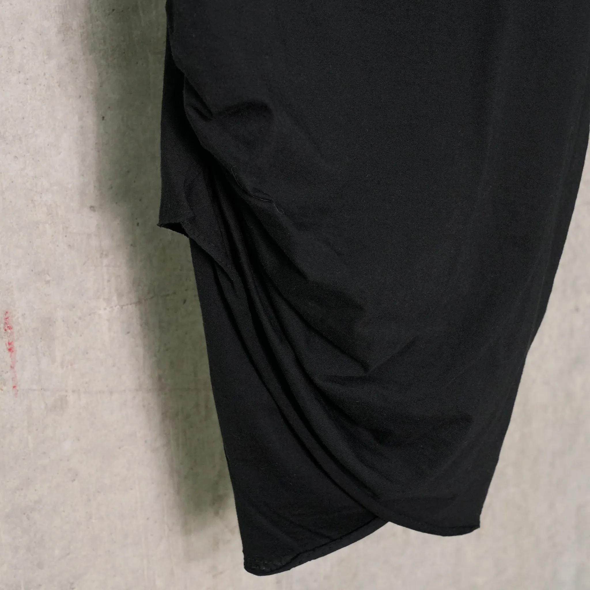 DRAPED TANK TOP / BLACK
