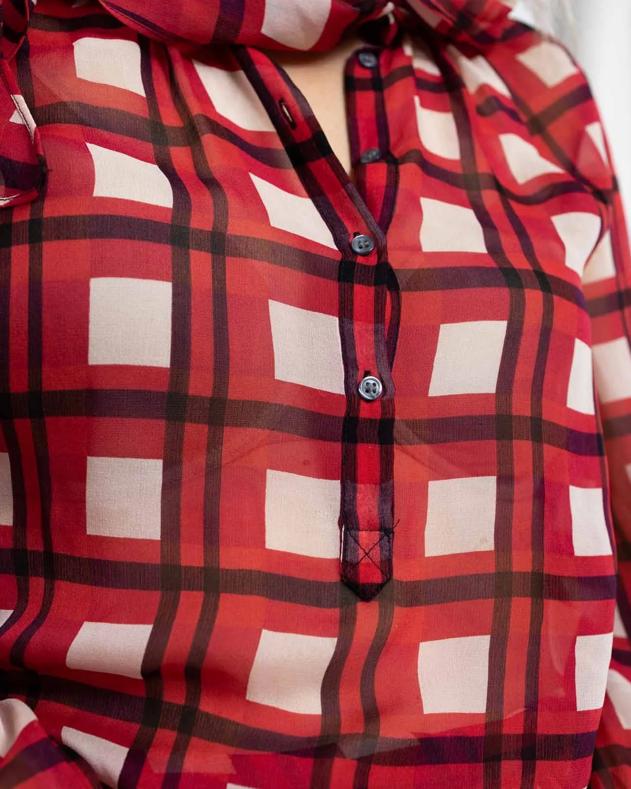 DVF Diane Von Furstenburg Retro Neck Tie Pink Blouse