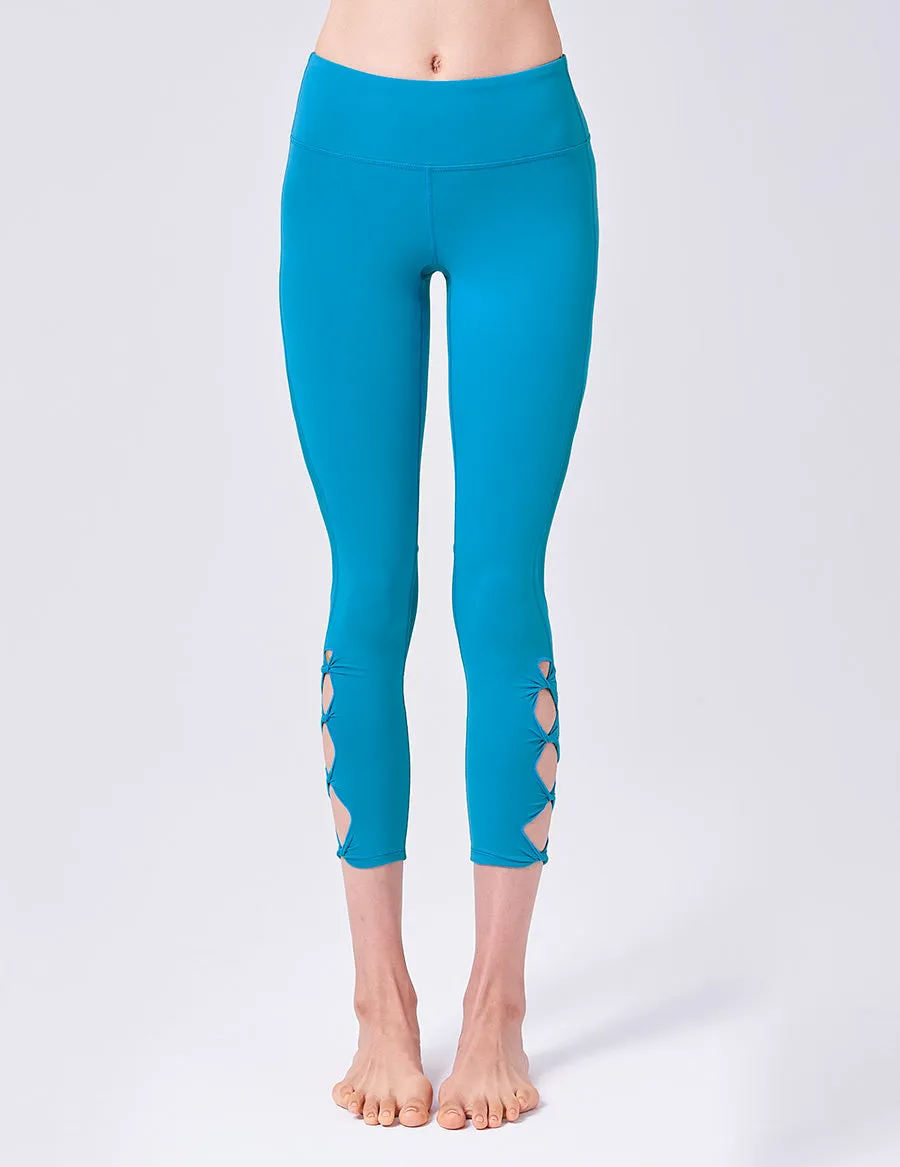 easyoga LA-VEDA Mesh to Riffle Cropped Pants - B27 Caribbean Blue
