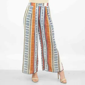 Effortless Style: Side Slit Wide Leg Cropped Pants