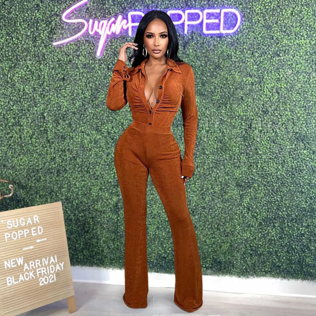 Elegant Velvet Two-Piece Pants Set with Fitted Top and Flared Bottoms