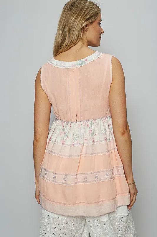 Floral V-Neck Sleeveless Peplum Blouse For Women – Feminine Chic Peplum Fluttering Top with Elegant Floral Print for Spring & Summer Outfits