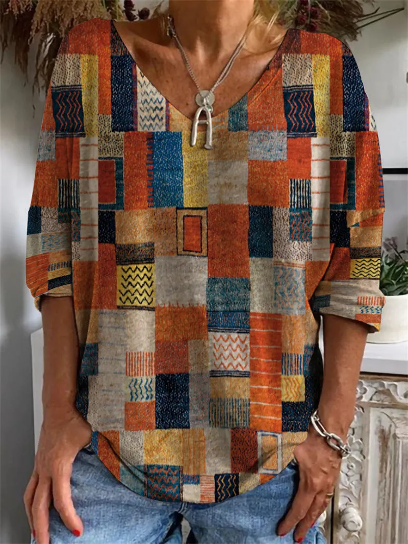 Geometric Pattern V-Neck Long Sleeve T-Shirt
