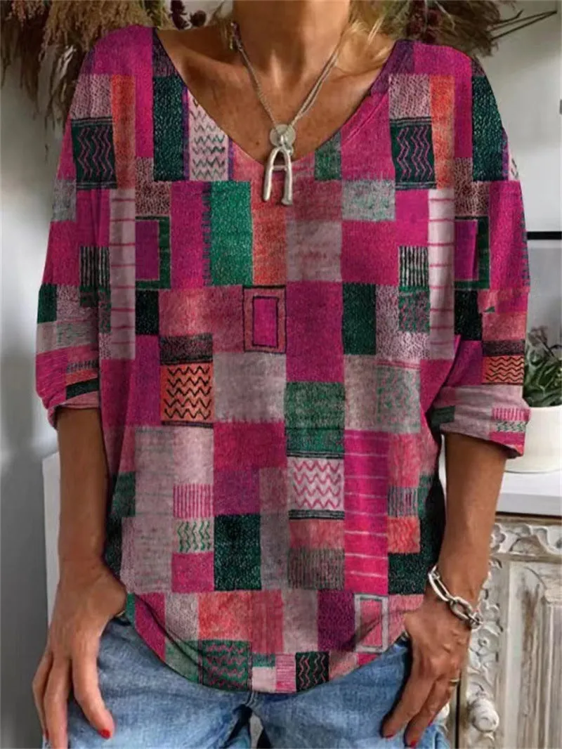 Geometric Pattern V-Neck Long Sleeve T-Shirt