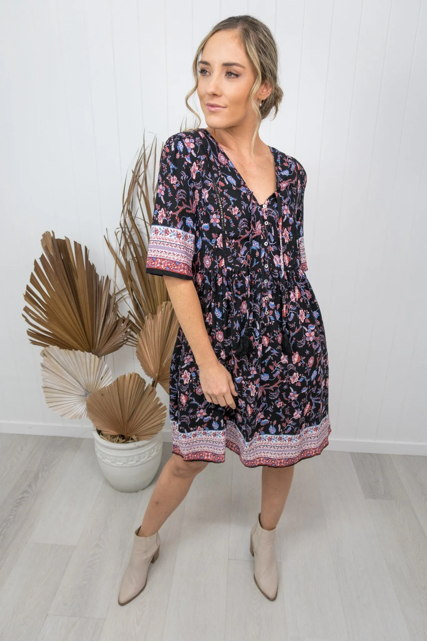 Joelene Dress -Black