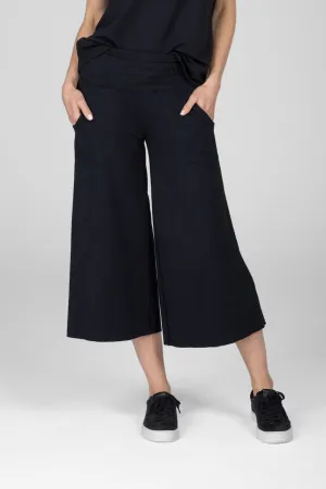 KIRAGRACE COZY BOHO CROP YOGA PANT: BLACK