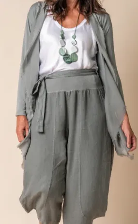 Lina Top (10IM2711)