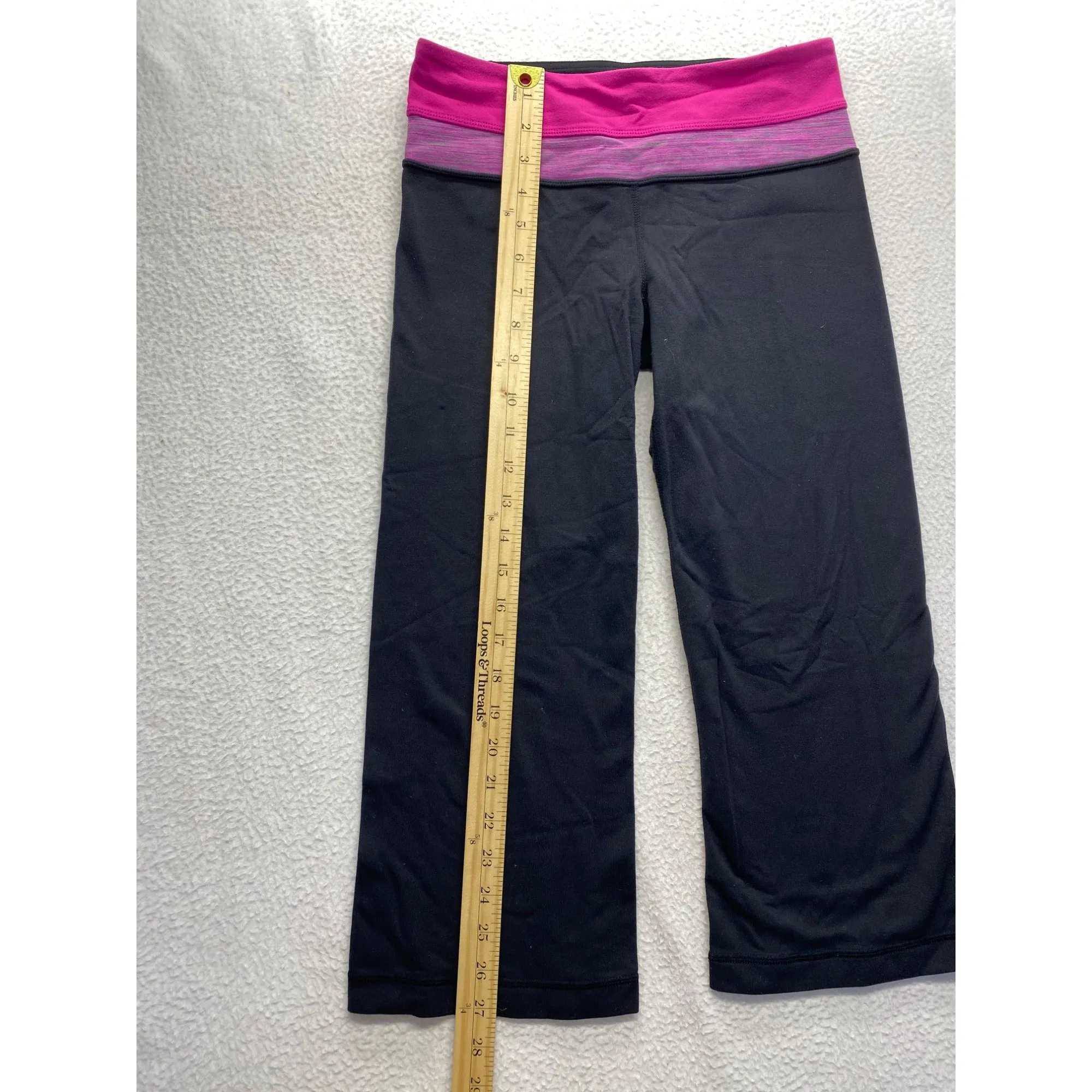Lululemon Cropped Yoga Pants With Pink Waistband Size 4 #7338