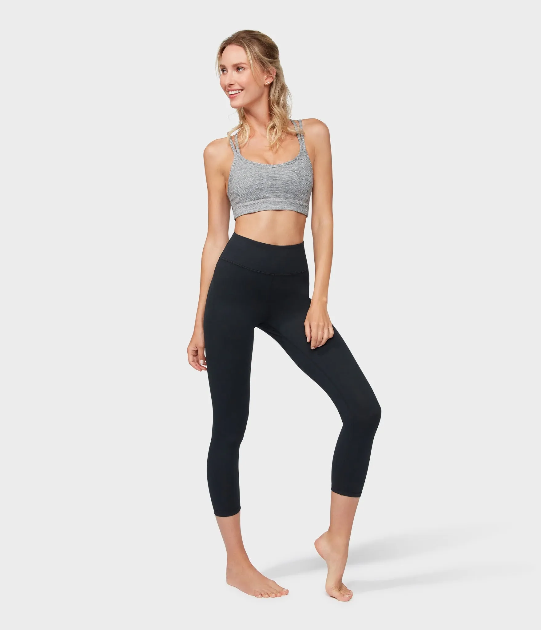 Manduka Apparel - Women's Essential Cropped Legging - Black-2