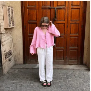 Mare | Stylish Blouse with Lacing and Long Sleeves