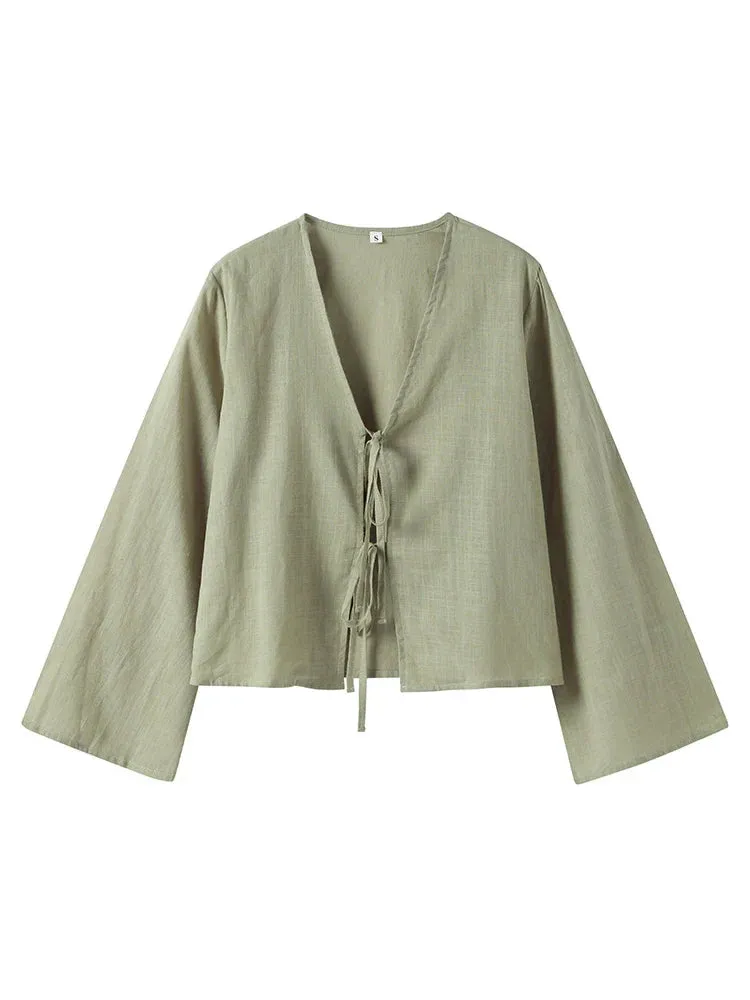 Mare | Stylish Blouse with Lacing and Long Sleeves