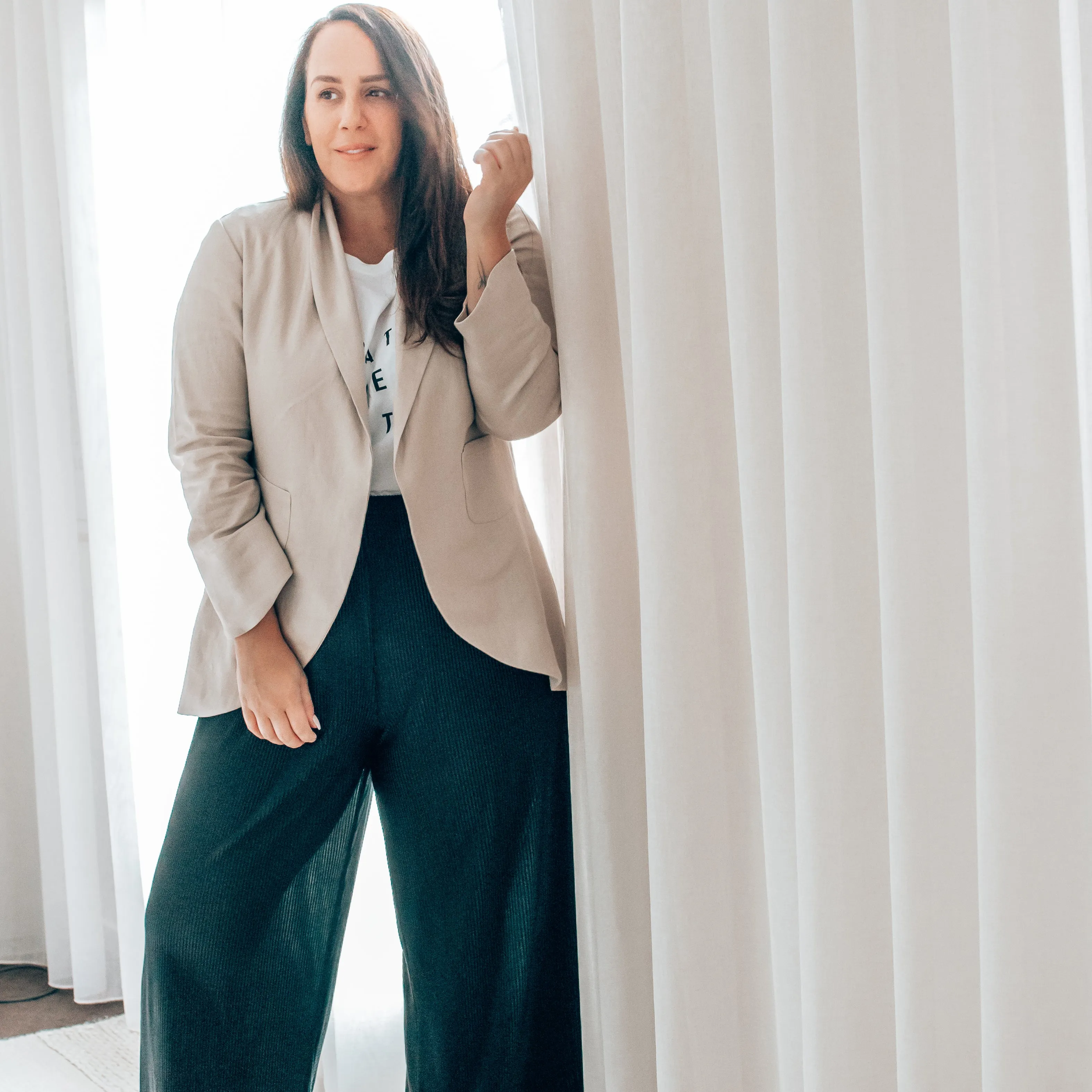 Nisantasi Linen Jacket - Latte