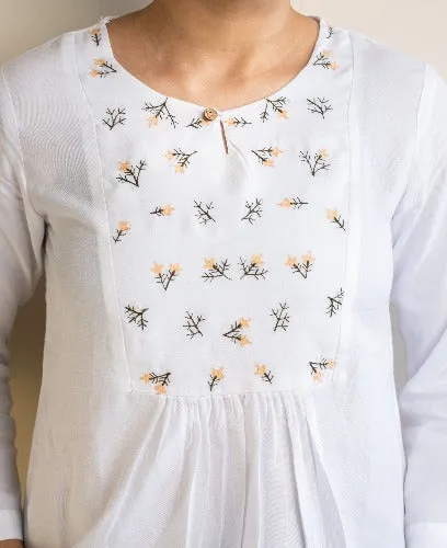 "Dandelion" White Tunic Top in Lyocell
