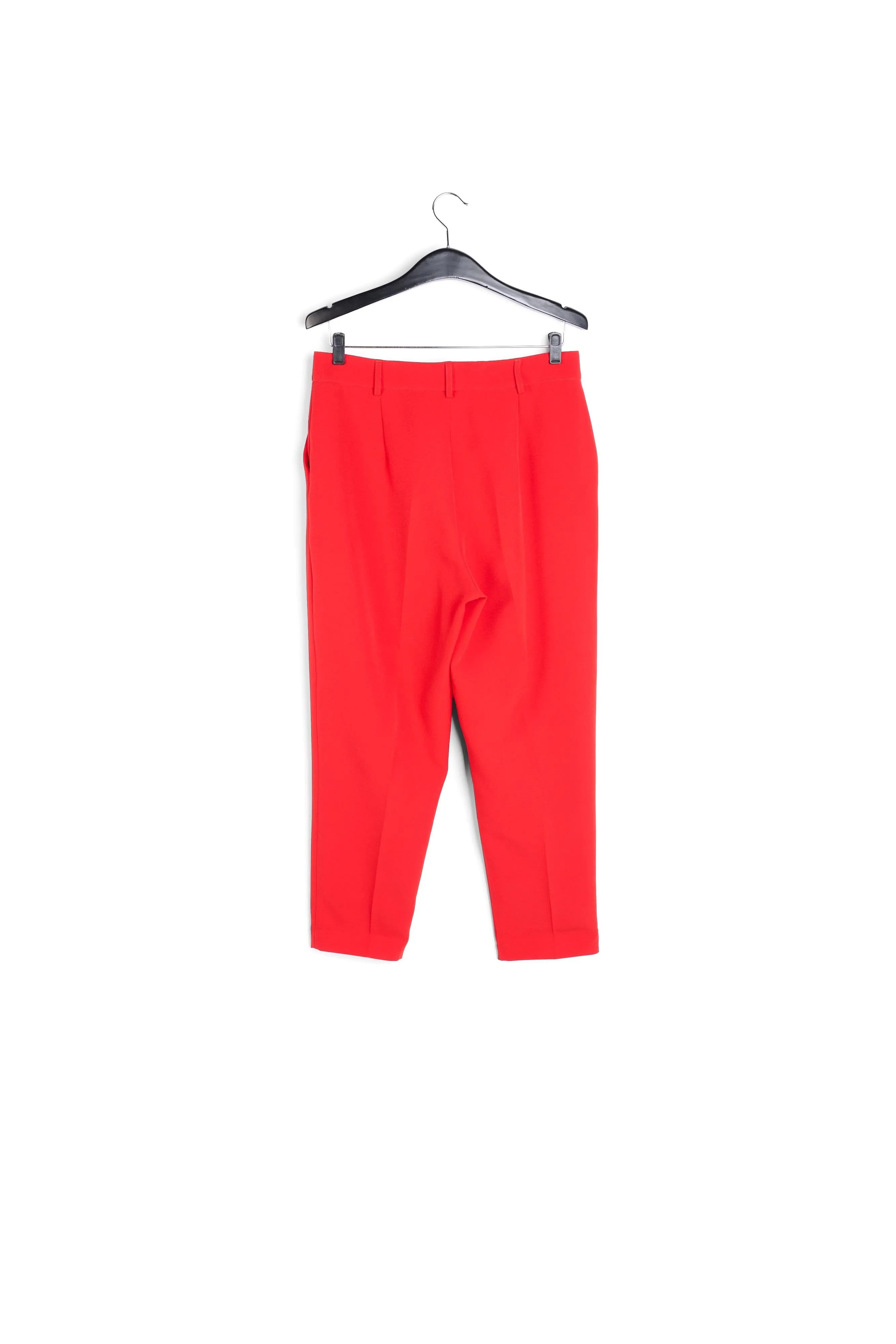 Red tapered pants