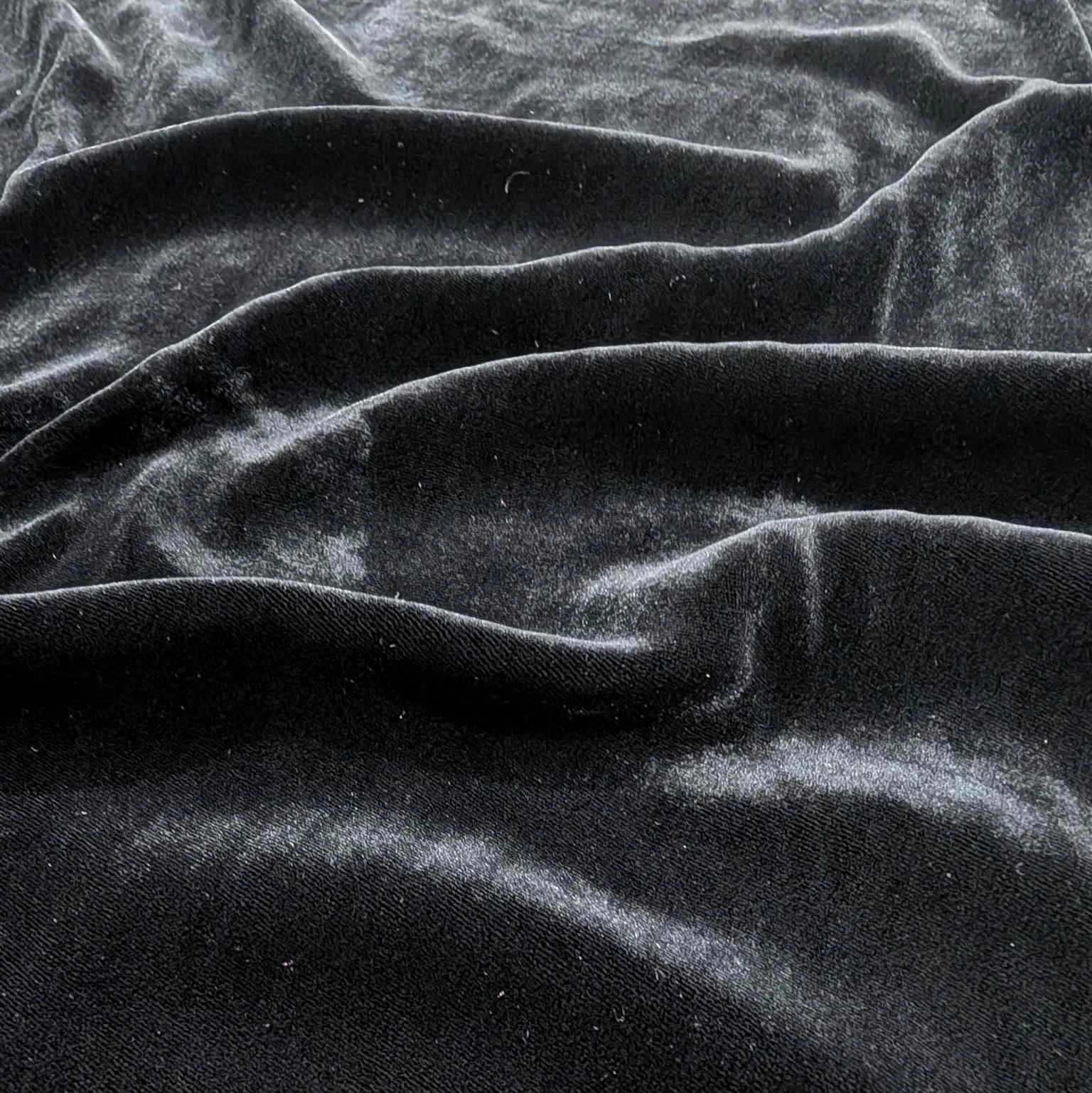 Silk Velvet, Black