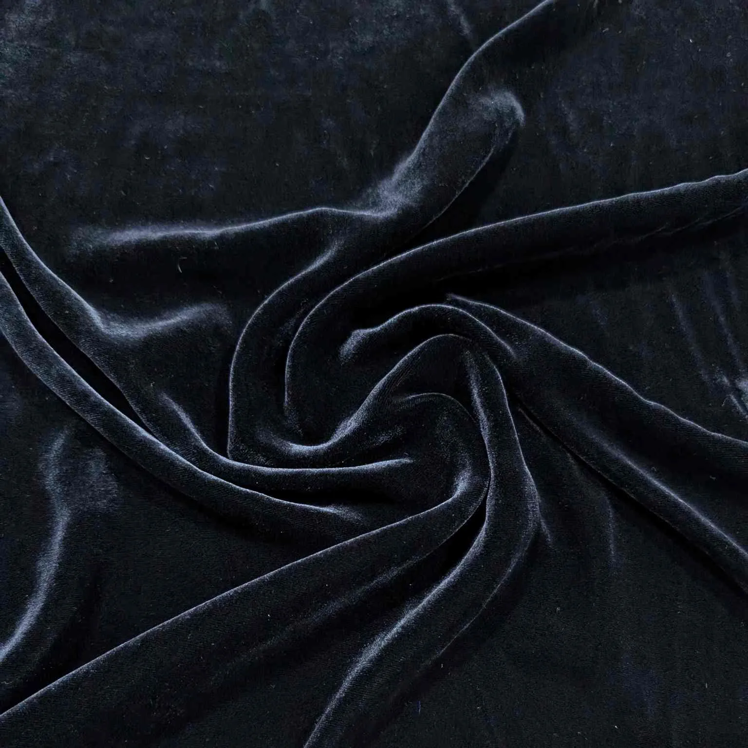 Silk Velvet, Black