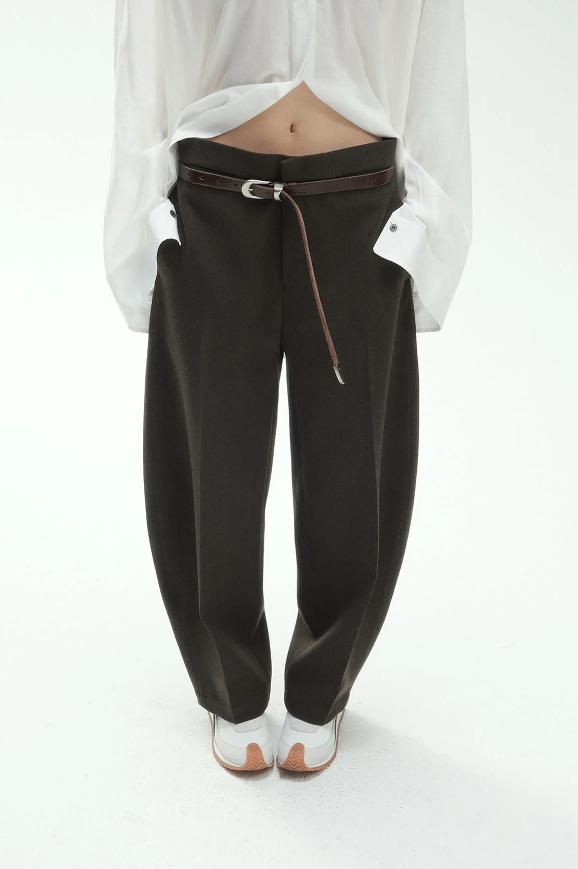 Sleek banana-shaped cropped suit pants | 4 color
