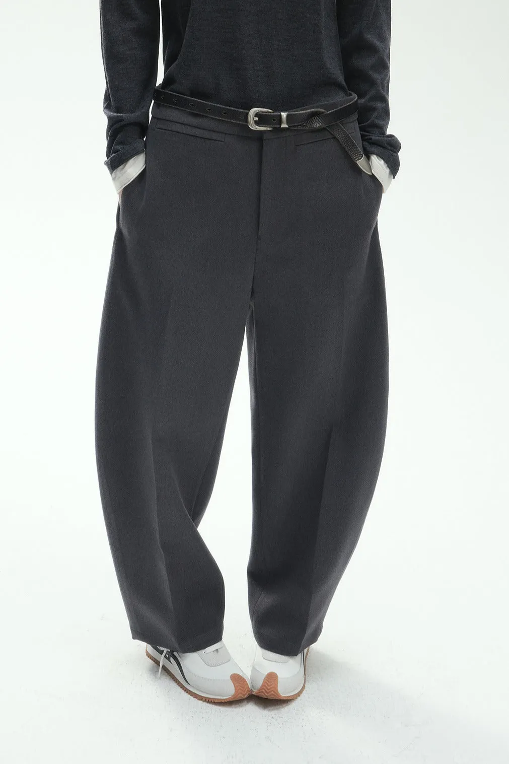 Sleek banana-shaped cropped suit pants | 4 color
