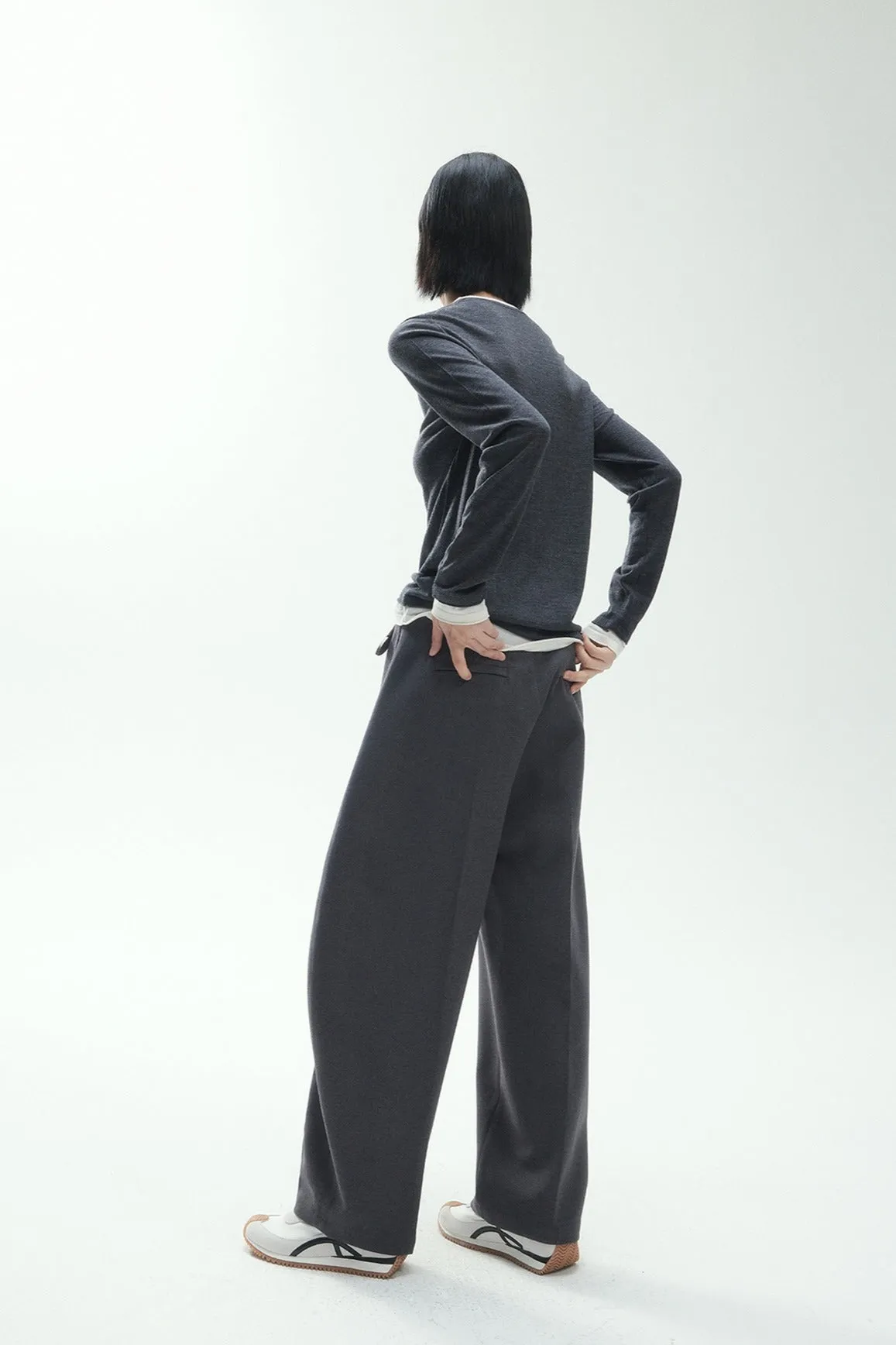Sleek banana-shaped cropped suit pants | 4 color