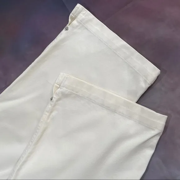 St John Sport High Rise Wide Crop Leg Pants Size 8