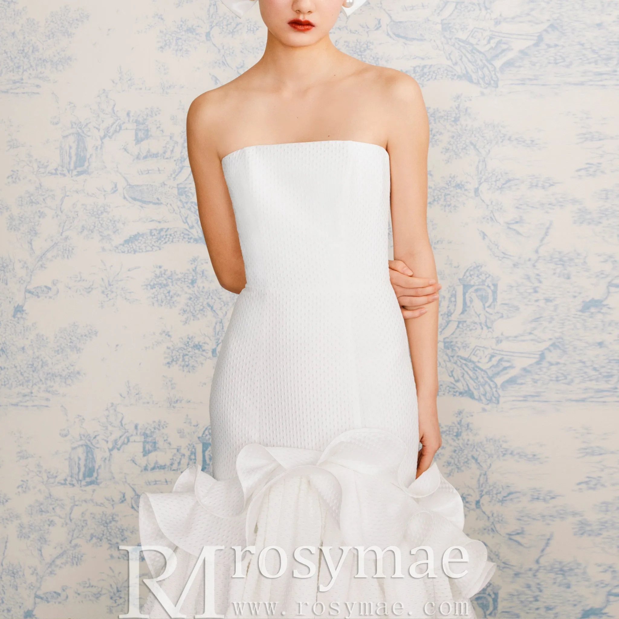 Strapless Straight Neck Mermaid Wedding Dress with Ruffled