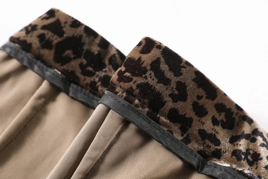 Stylish High-Waisted Flared Leg Trousers with a Slimming Effect