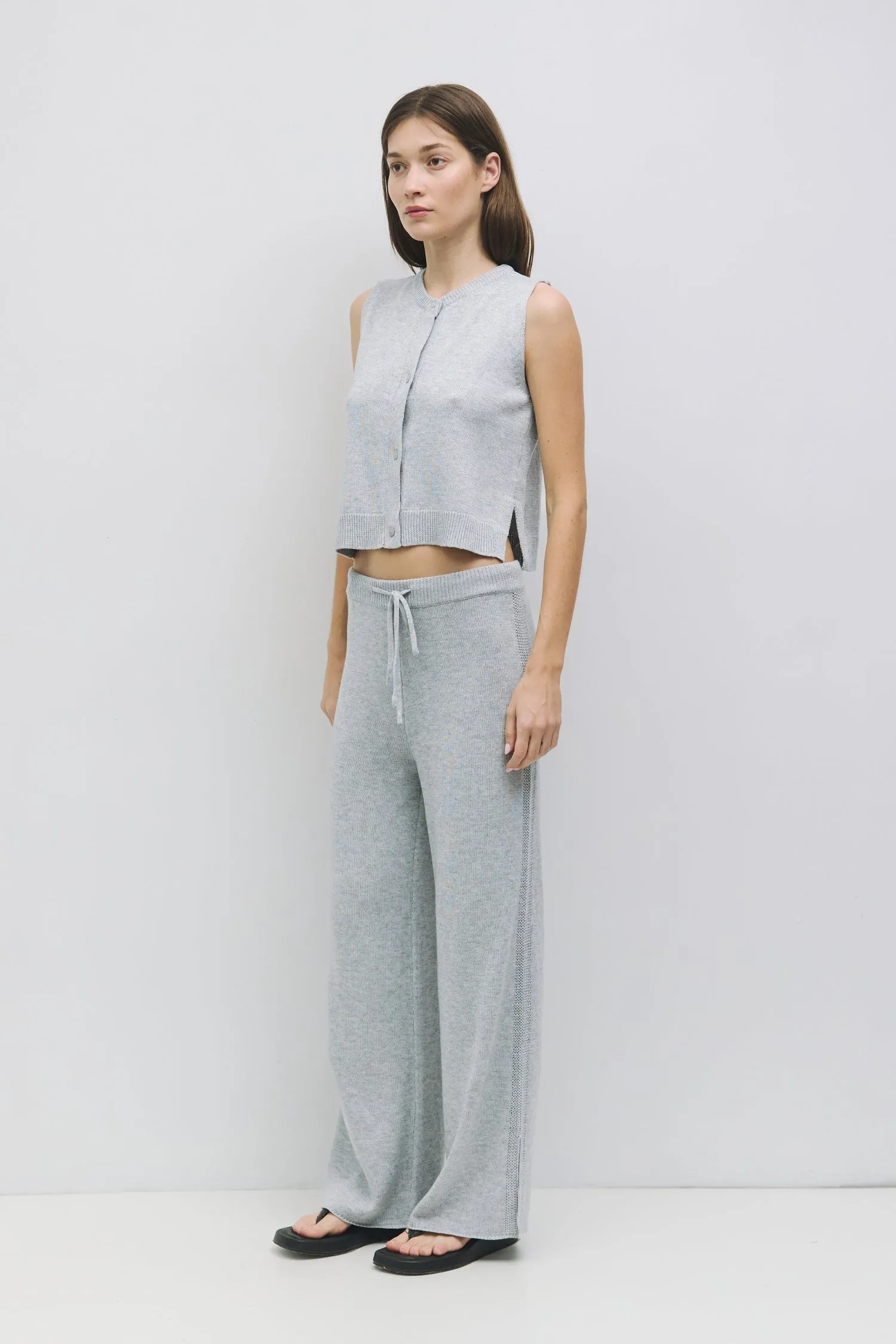The Ona Vest