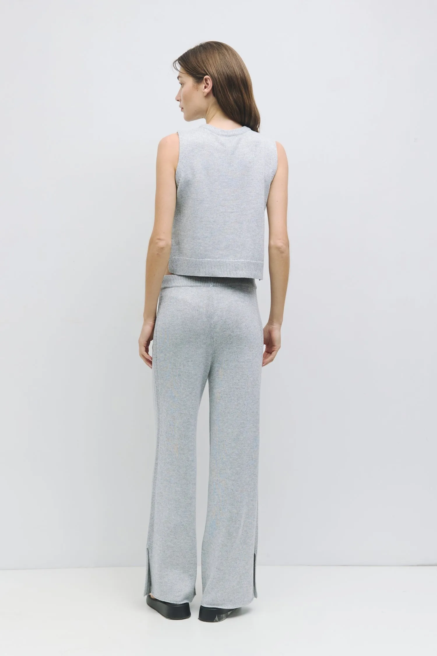 The Ona Vest