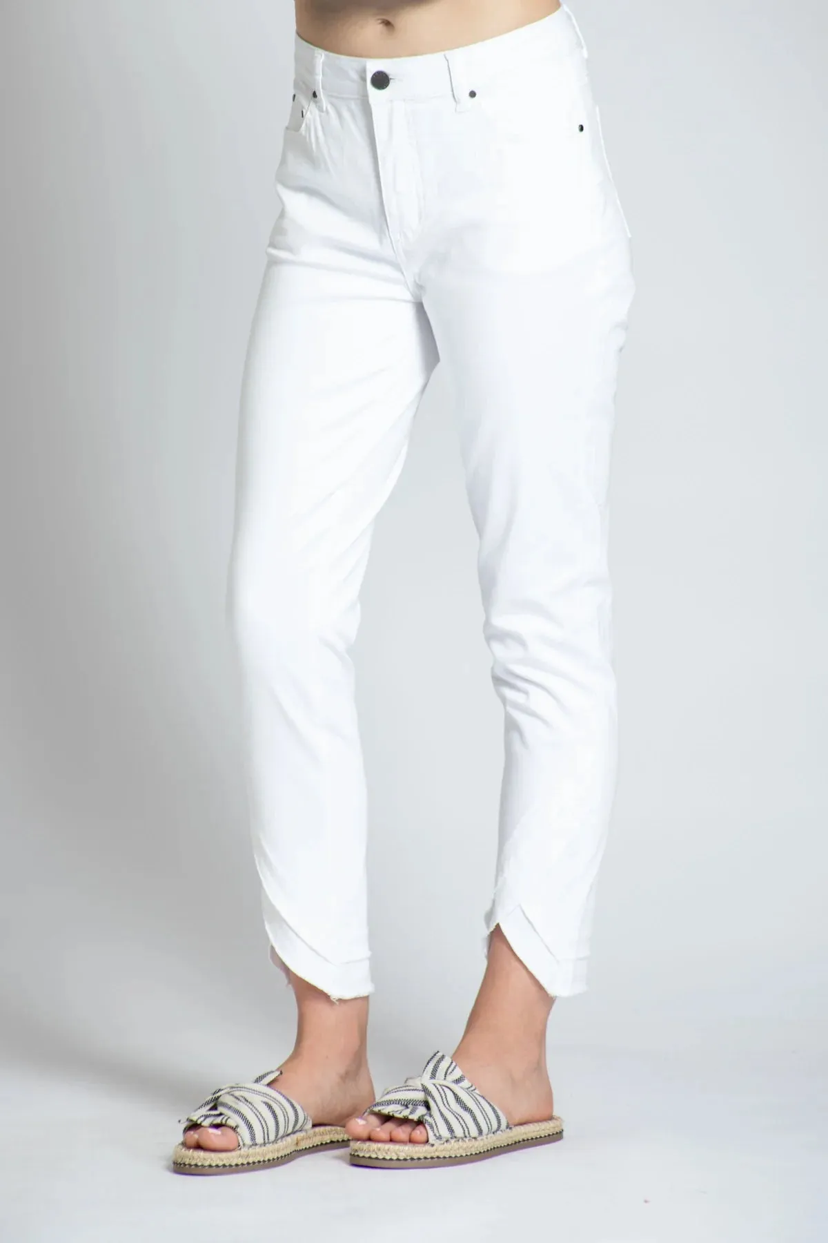 Tulip Cropped Pants