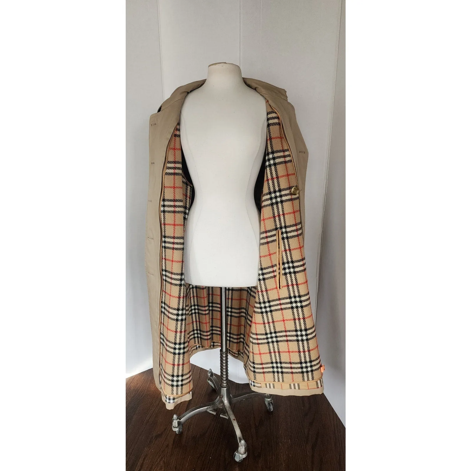 Vintage 80s Womens Burberrys Coat Beige Trench w/Wool Plaid Liner