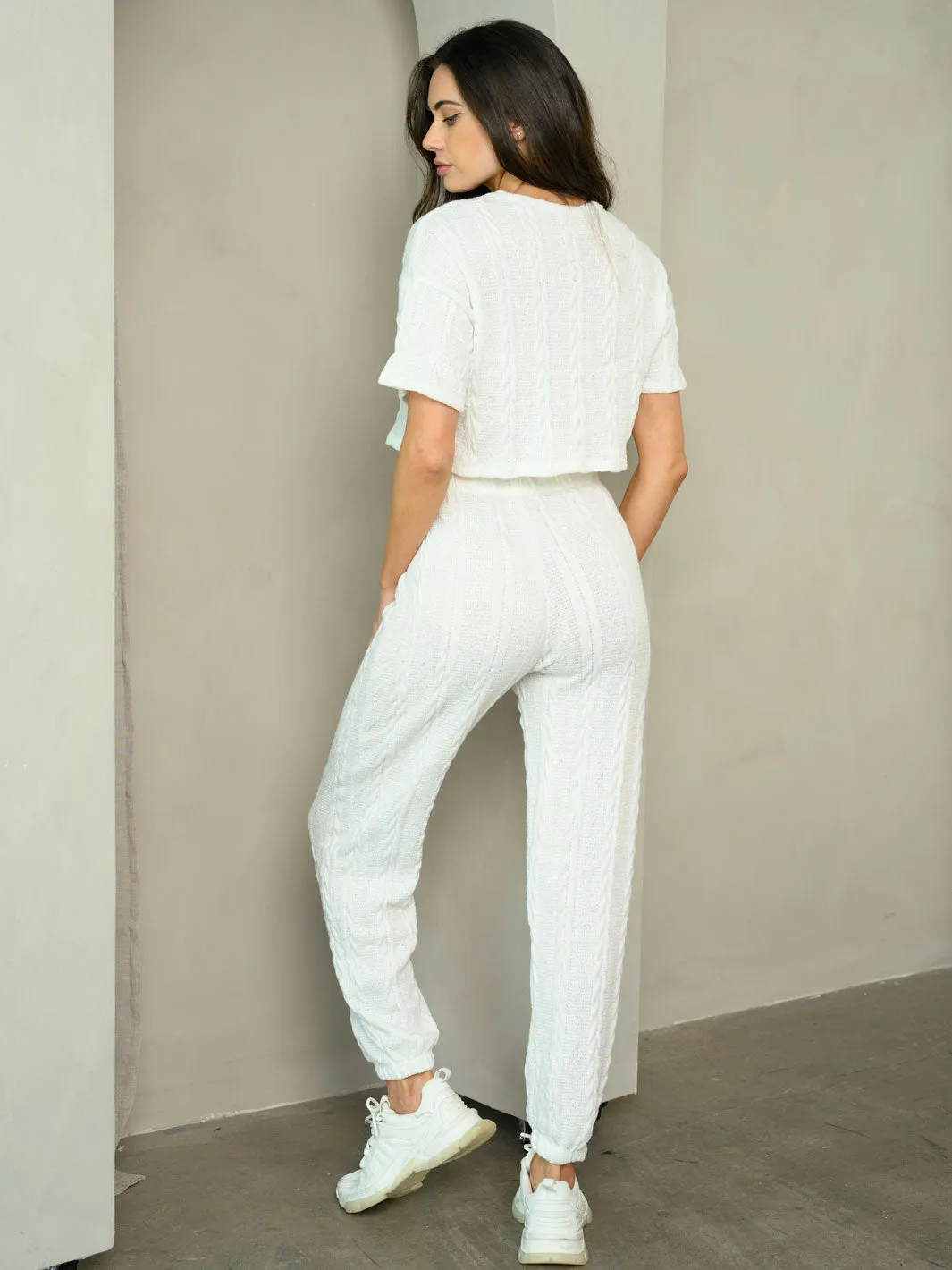 WOMEN'S 2PC. CROPPED TEE & JOGGERS PANTS SET