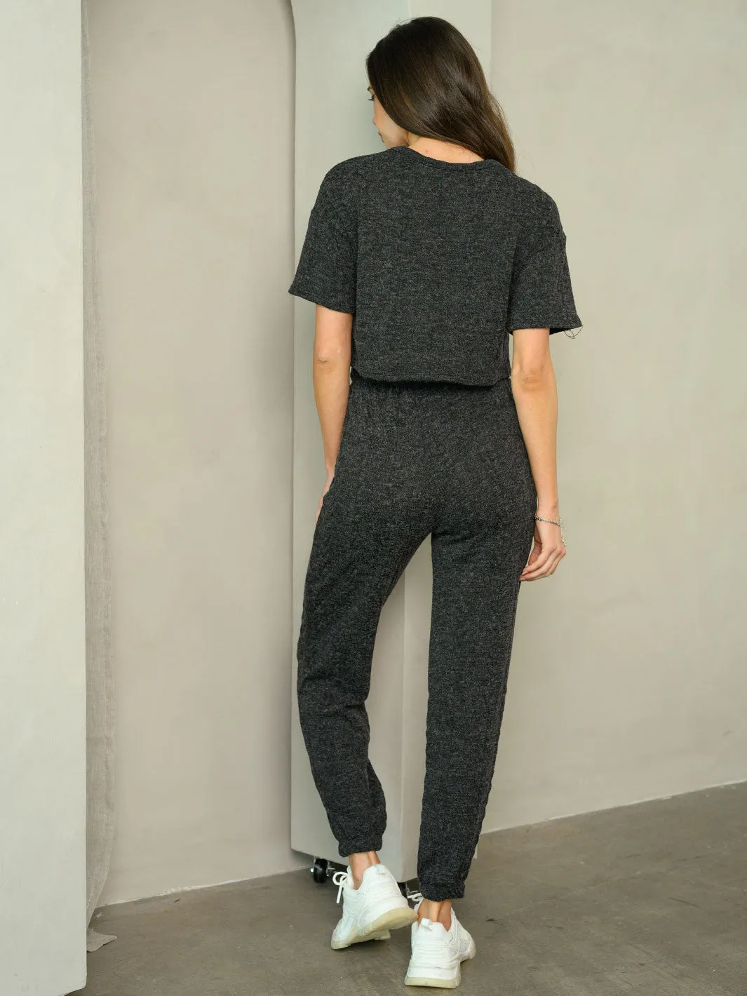 WOMEN'S 2PC. CROPPED TEE & JOGGERS PANTS SET